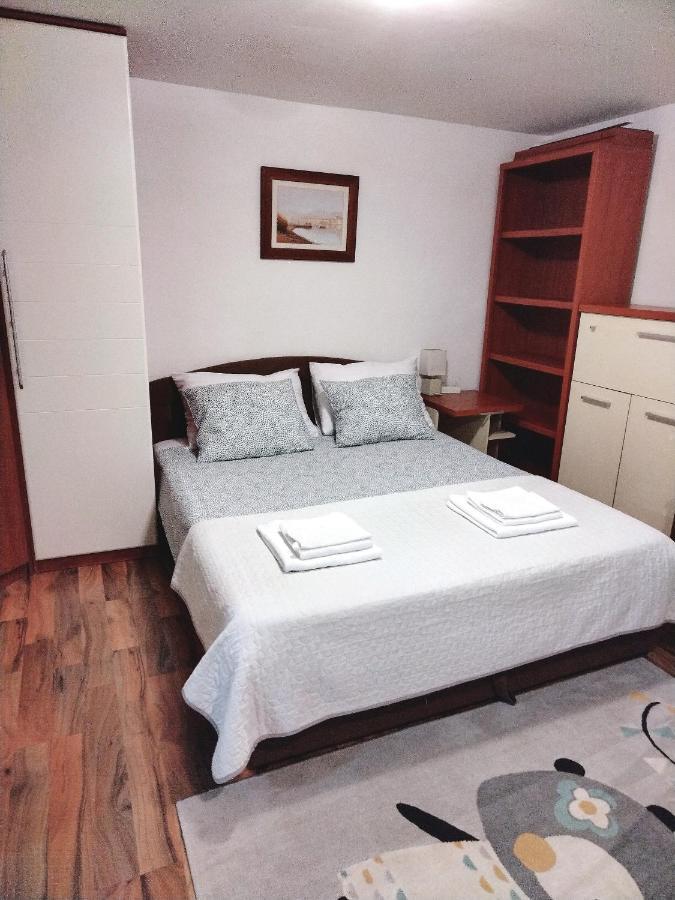 Bonbon Condominium Zadar Buitenkant foto